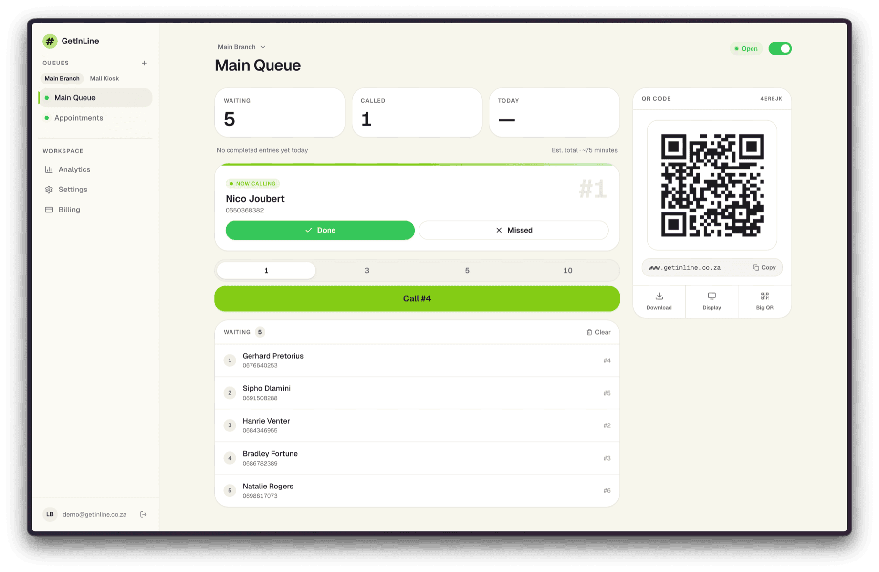 GetInLine staff dashboard showing active queue with QR code and waiting customers